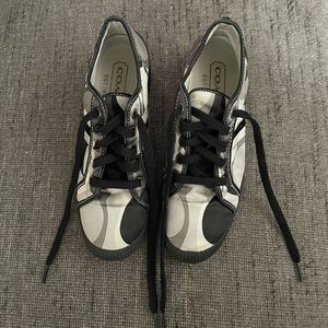 COACH Ladies “NIA” Sneakers! Barely worn if at all. Size 7.5